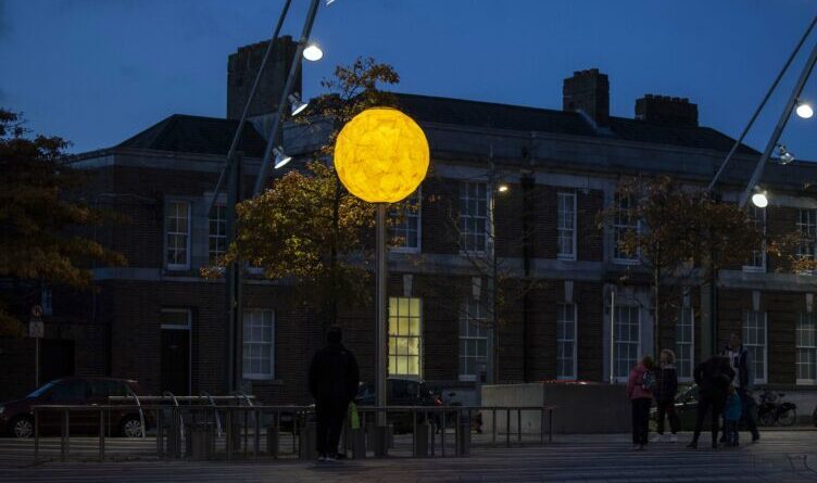 plattenbaustudio, Urban Mirror, 2023, Cornmarket Street; photographs by Clare Keogh, courtesy of Cork City Council.