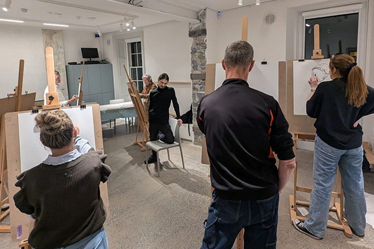 Workshop | Adult Masterclass – Life Drawing with Caroline Schofield at the Butler Gallery