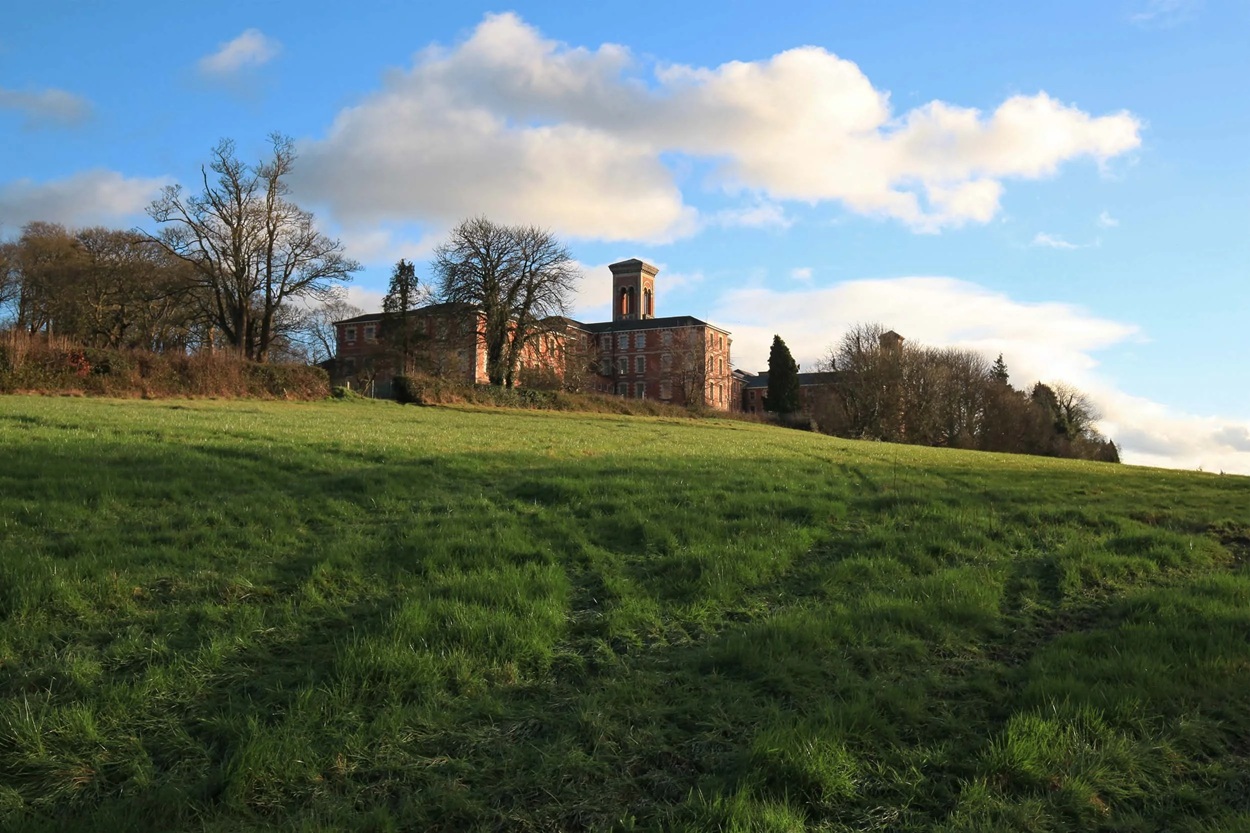 Walls of Containment | David Killeen at Presentation Arts Centre