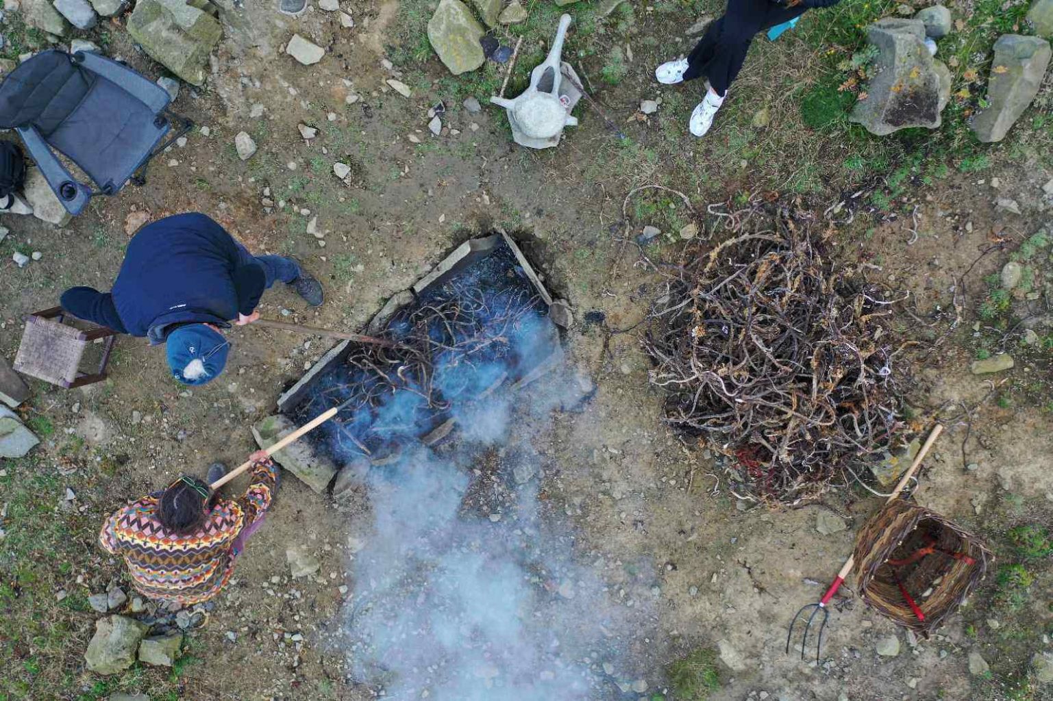 Kelp Meitheal - A Gathering of Seaweed and Shore People | West Clare Coastal Community at Coosheen